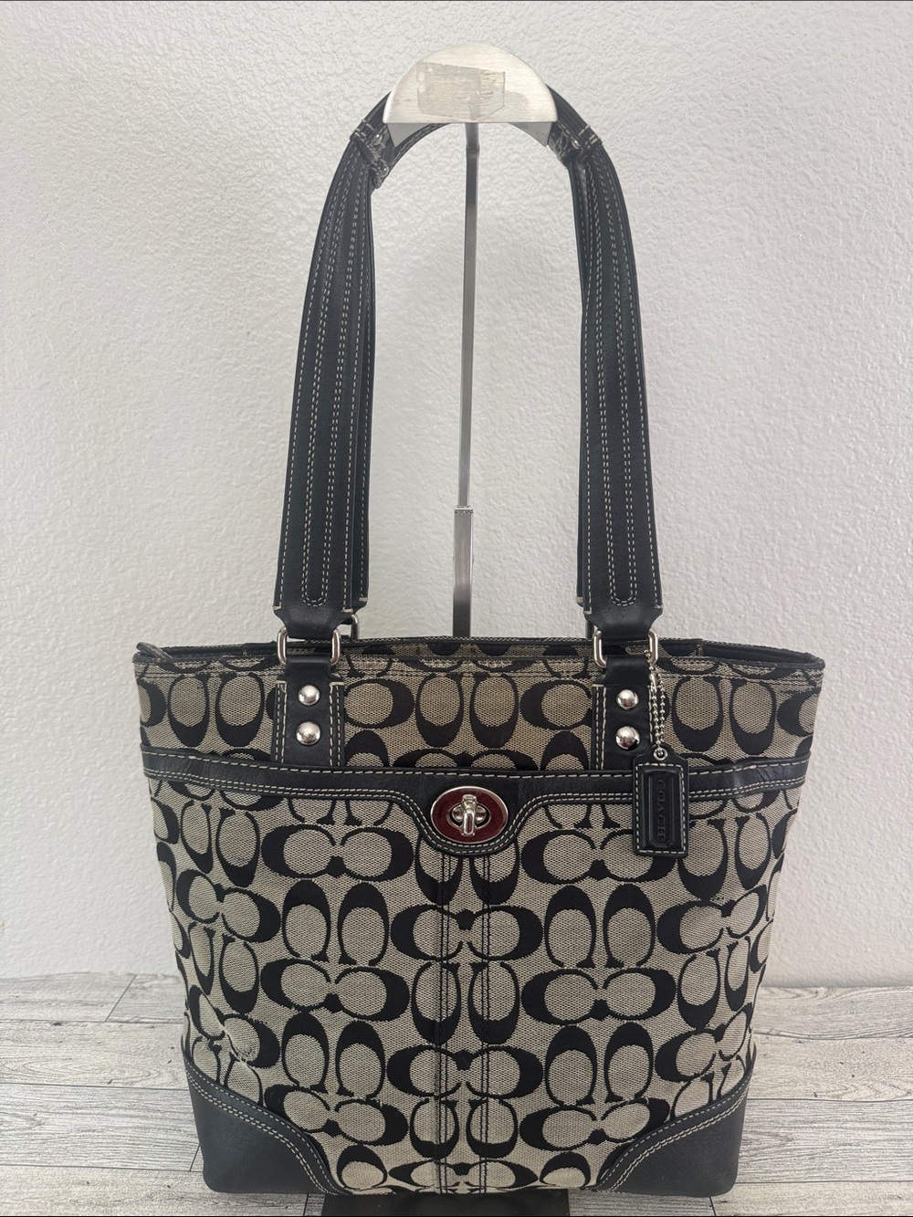 Coach Hampton Signature Turnlock Tote - Picture 2 of 15